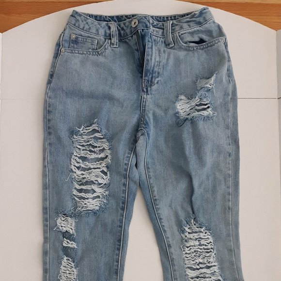 MISSGUIDED Riot US Size 0 Distressed Mom Jeans - Picture 2 of 10
